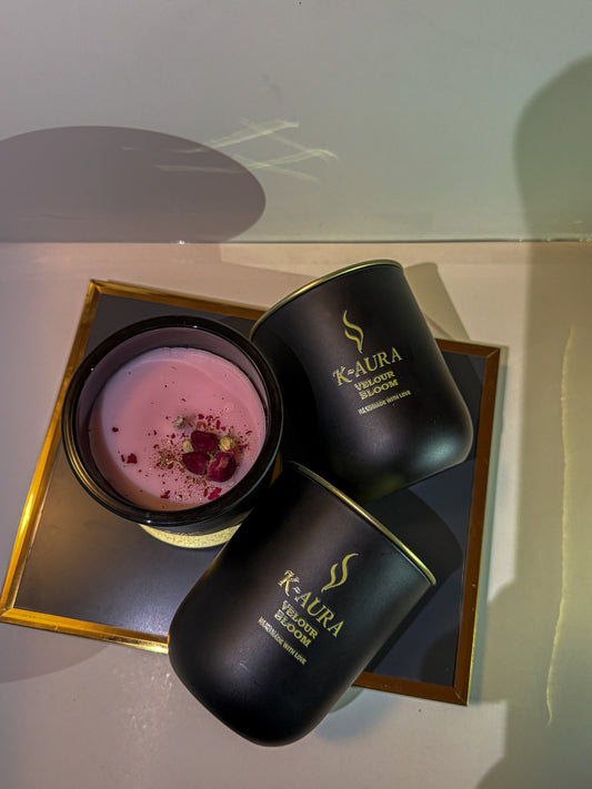 Velour Bloom – Elegant Floral Candle